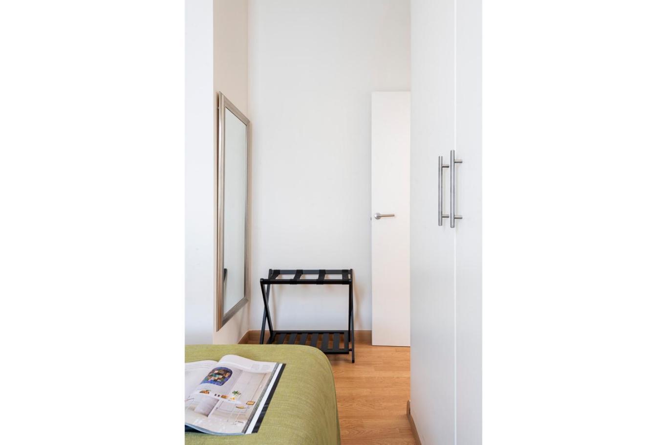 Apartamento Familiar Nuevo De Diseno En La Mejor Zona De Triana, Parking Included Seville Exterior photo